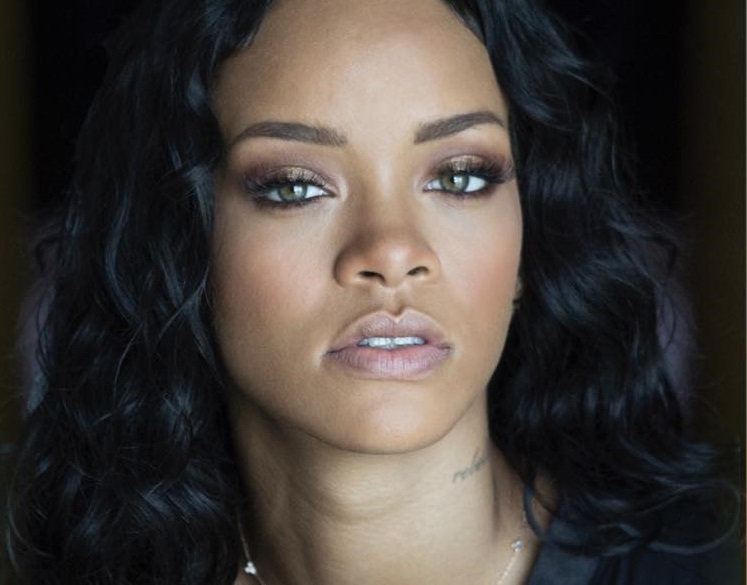 Rihanna, premiată pentru acțiuni umanitare – VIDEO