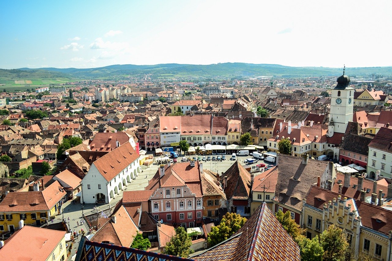 Oraşul din România considerat de Forbes printre cele mai „trendy” 20 de destinaţii din Europa