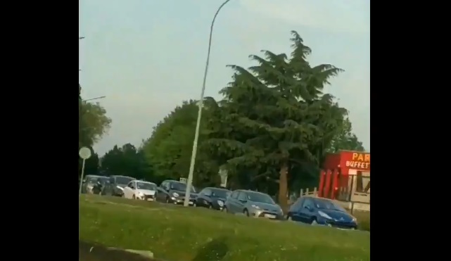 Redeschiderea unui McDonald’s în Franța provoacă un blocaj de trafic de câțiva kilometri