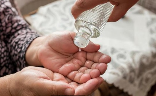 Metodă unică de dezinfectare a mâinilor în Turcia