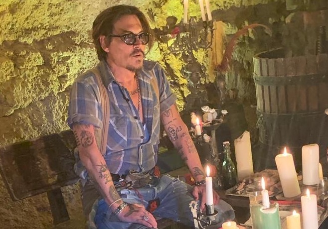 Johnny Depp și-a făcut cont de Instagram pentru că se plictisea în carantină