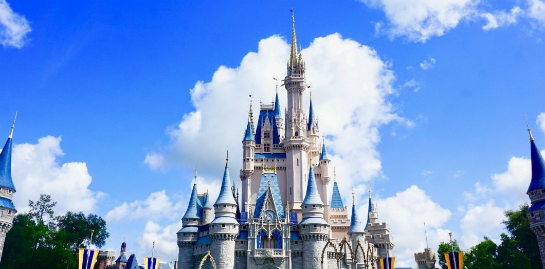 Un bărbat care s-a izolat pe o insula din parcul Disney World din Florida a fost arestat