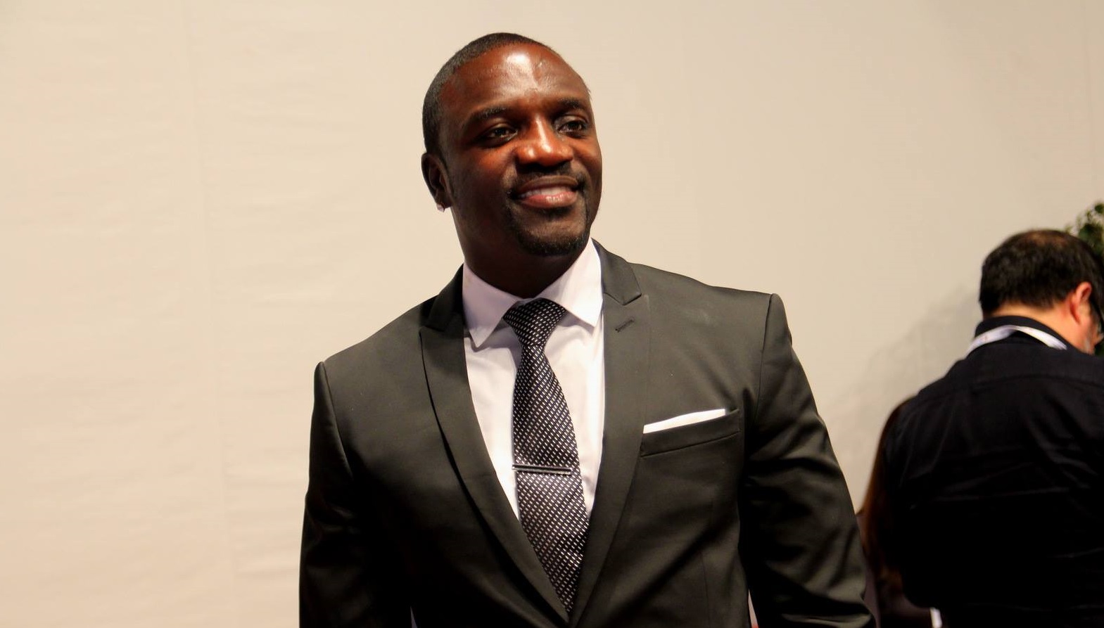 Akon lansează propria criptomodedă, Akoin