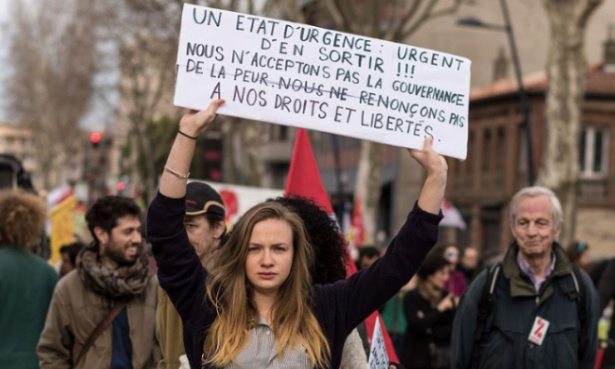 Liga Drepturilor Omului din Franța: Nu prelungiți starea de urgență