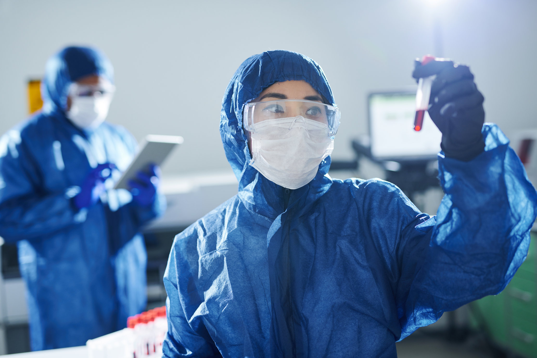 Cercetător norvegian: Există dovezi că virusul a fost creat în laborator
