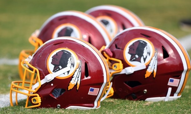Rasism: Echipa de fotbal american Washington Redskins îsi schimbă numele
