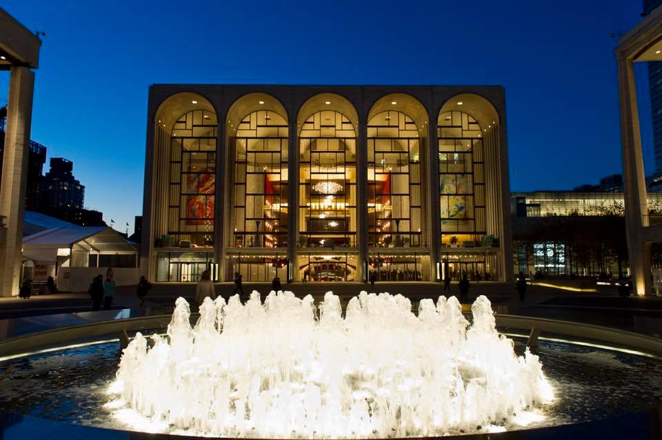 Semnale proaste pentru industria spectacolelor: Opera de la New York rămâne închisă încă un an