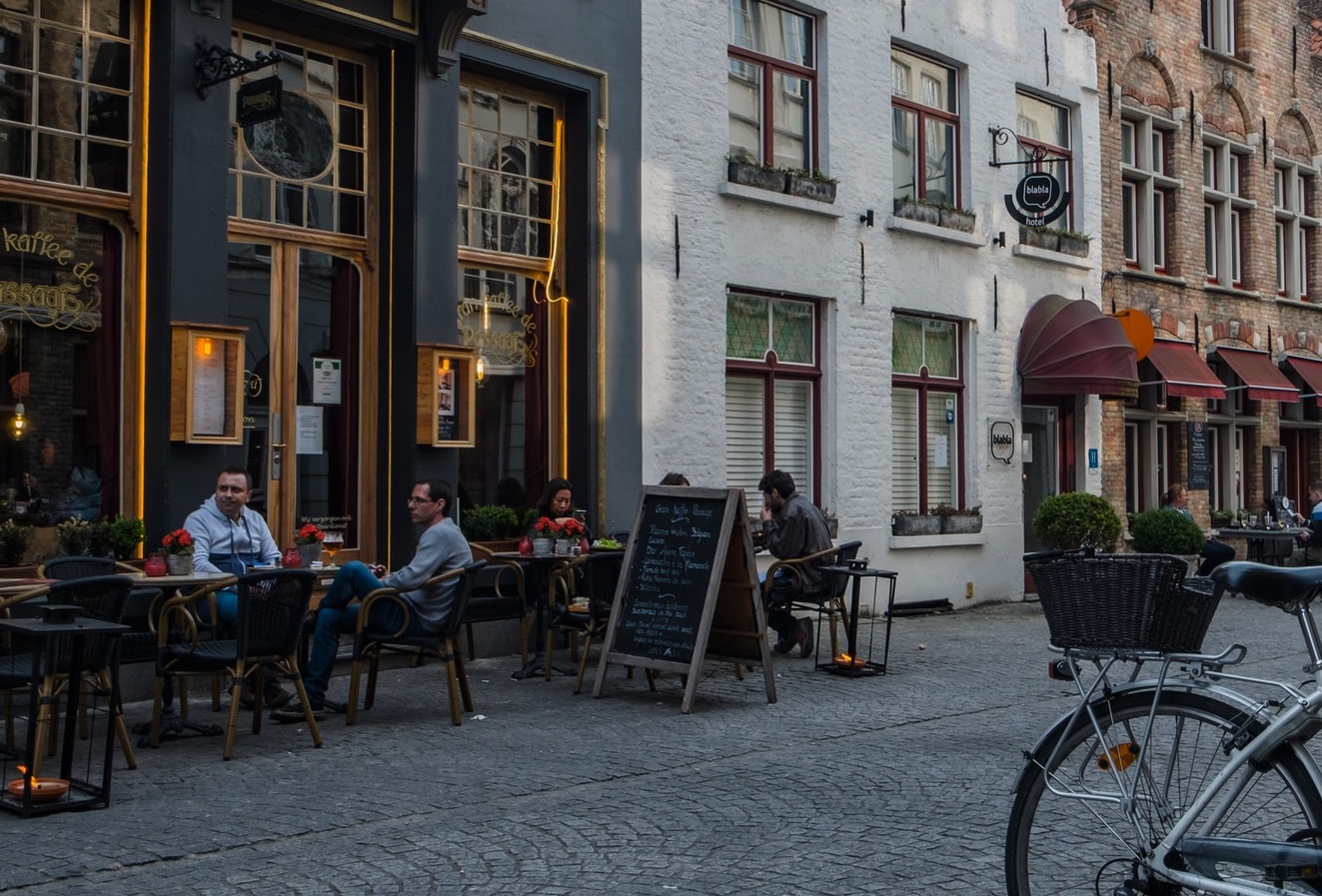 Belgia| Proprietarii de restaurante contestă în instanță decizia de închidere a sectorului HORECA