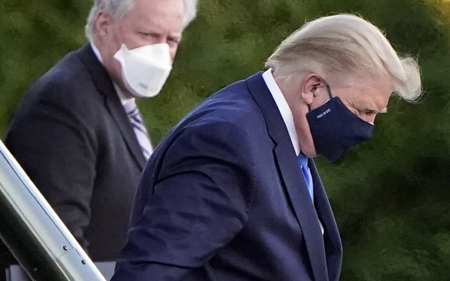 Donald Trump începe tratamentul cu Remdesivir. Președintele „se simte foarte bine”