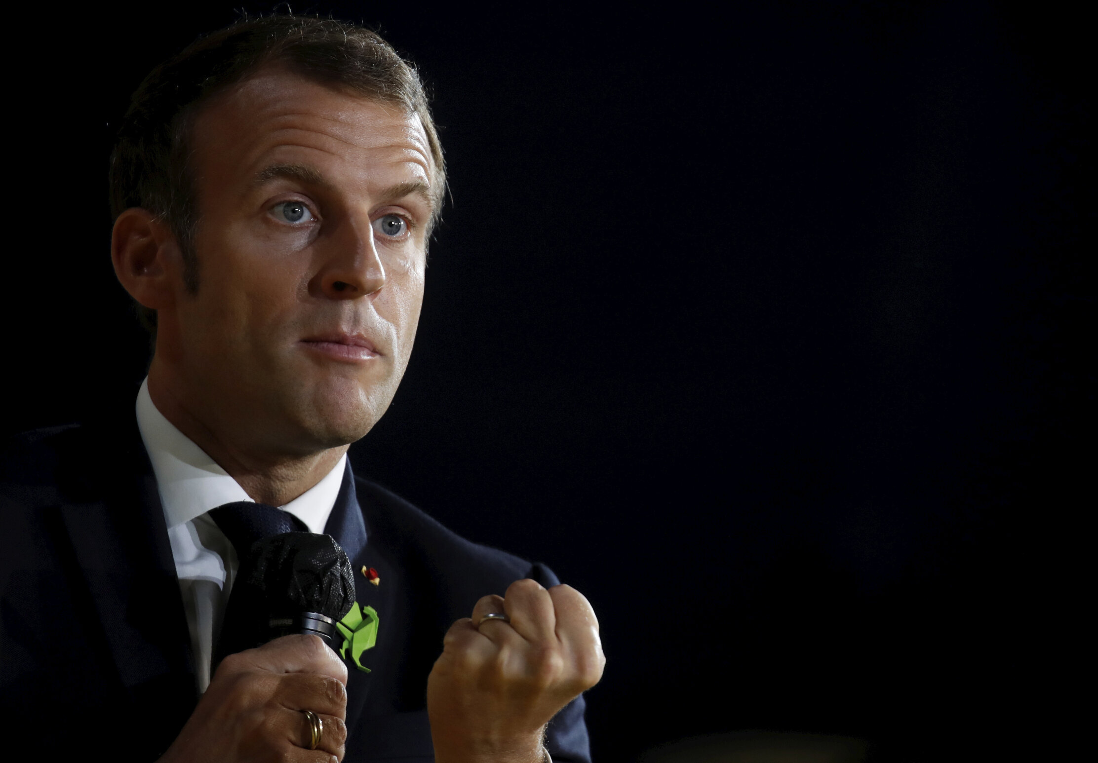 Macron anunță relaxarea restricțiilor. 15 decembrie, sfârșitul izolării în Franța