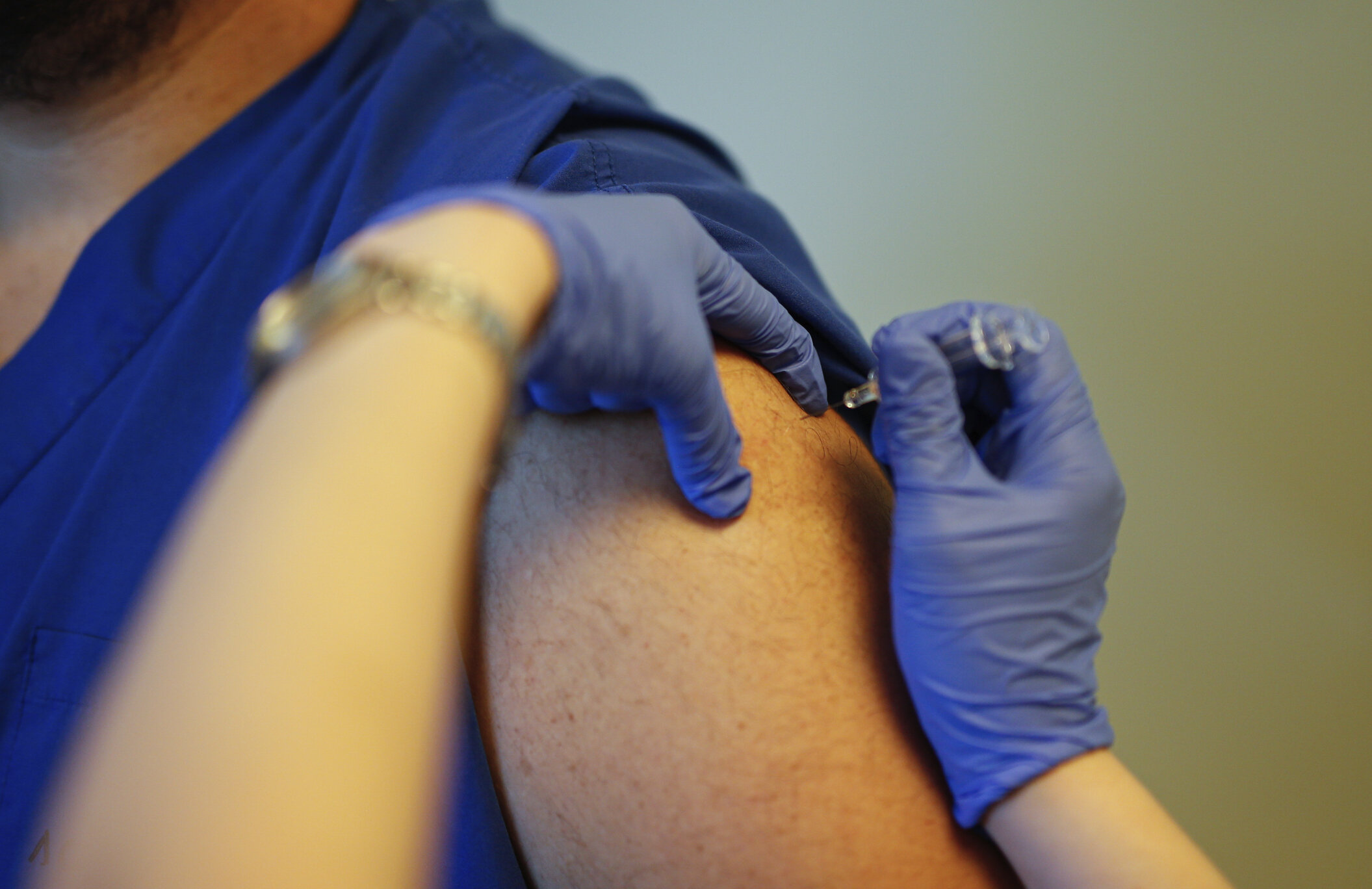 Statele Unite, pregătite să lanseze campania de vaccinare la jumătatea lunii decembrie