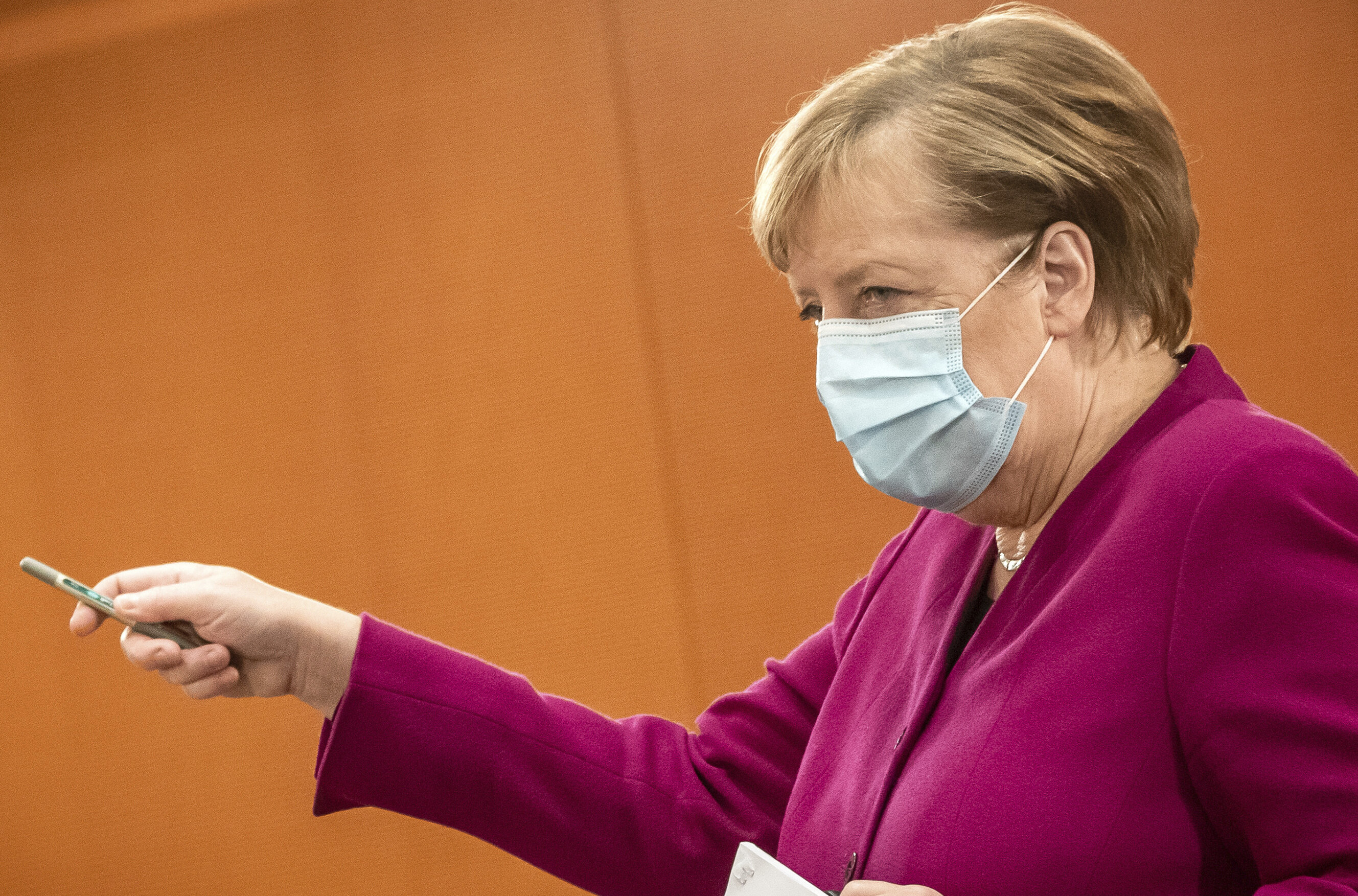Angela Merkel: Restricțiile vor fi în vigoare până când se atinge imunizarea populației. De astăzi intră în vigoare noi reguli