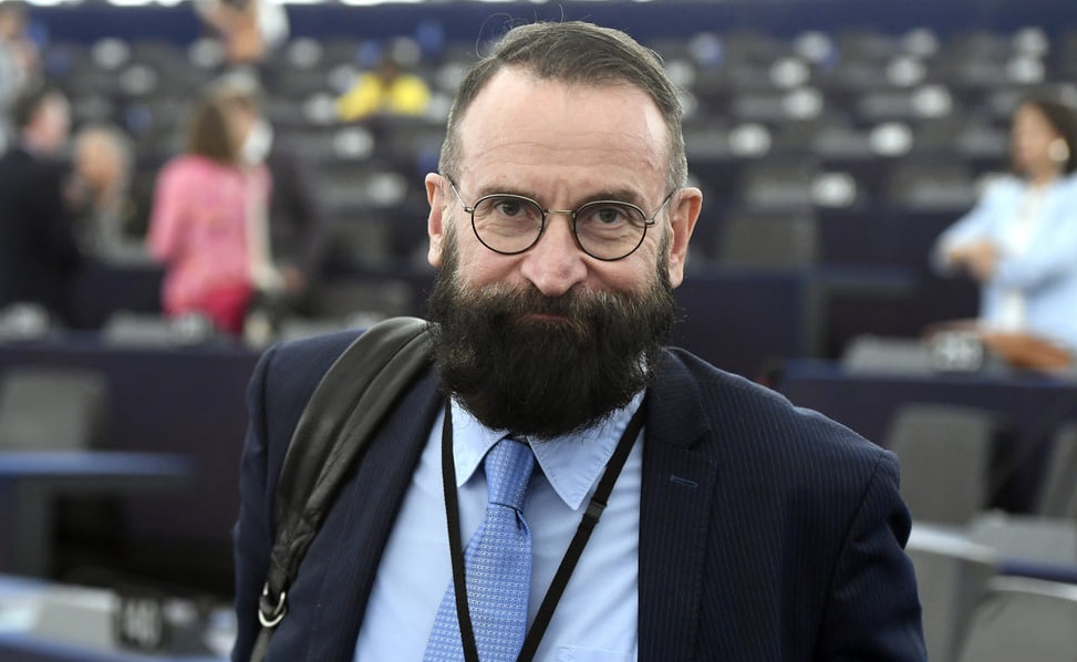 Cine este europarlamentarul care a participat la orgia sexuală din Bruxelles. „A fost iresponsabil din partea mea”