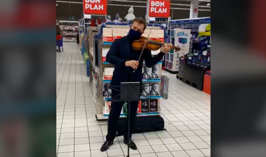 VIDEO| Concert în supermarket, unde nu circulă virusul. Manifestul violonistului Renaud Capucon