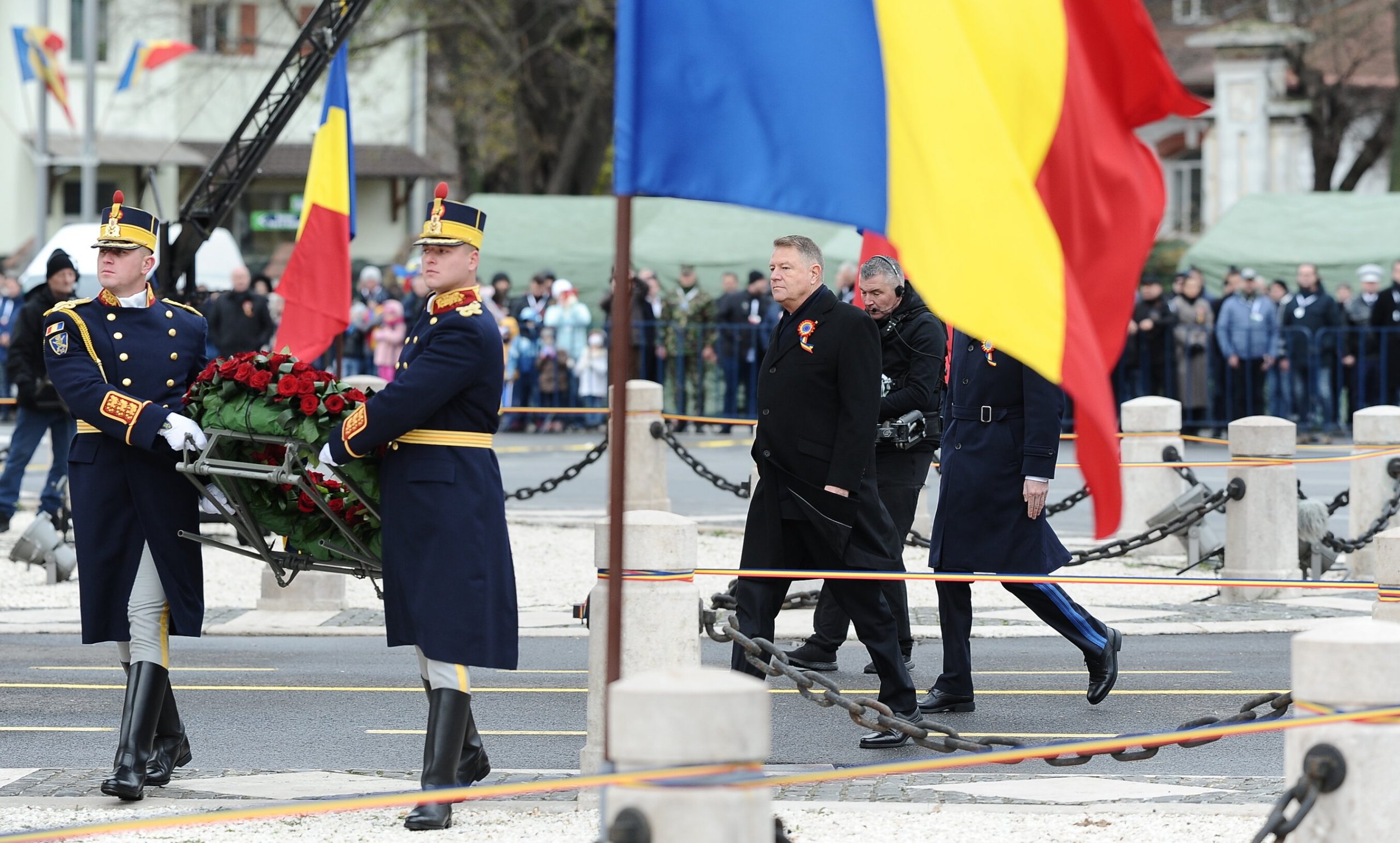 LIVE| Defilarea de 1 Decembrie. Urmărește parada de Ziua Națională a României