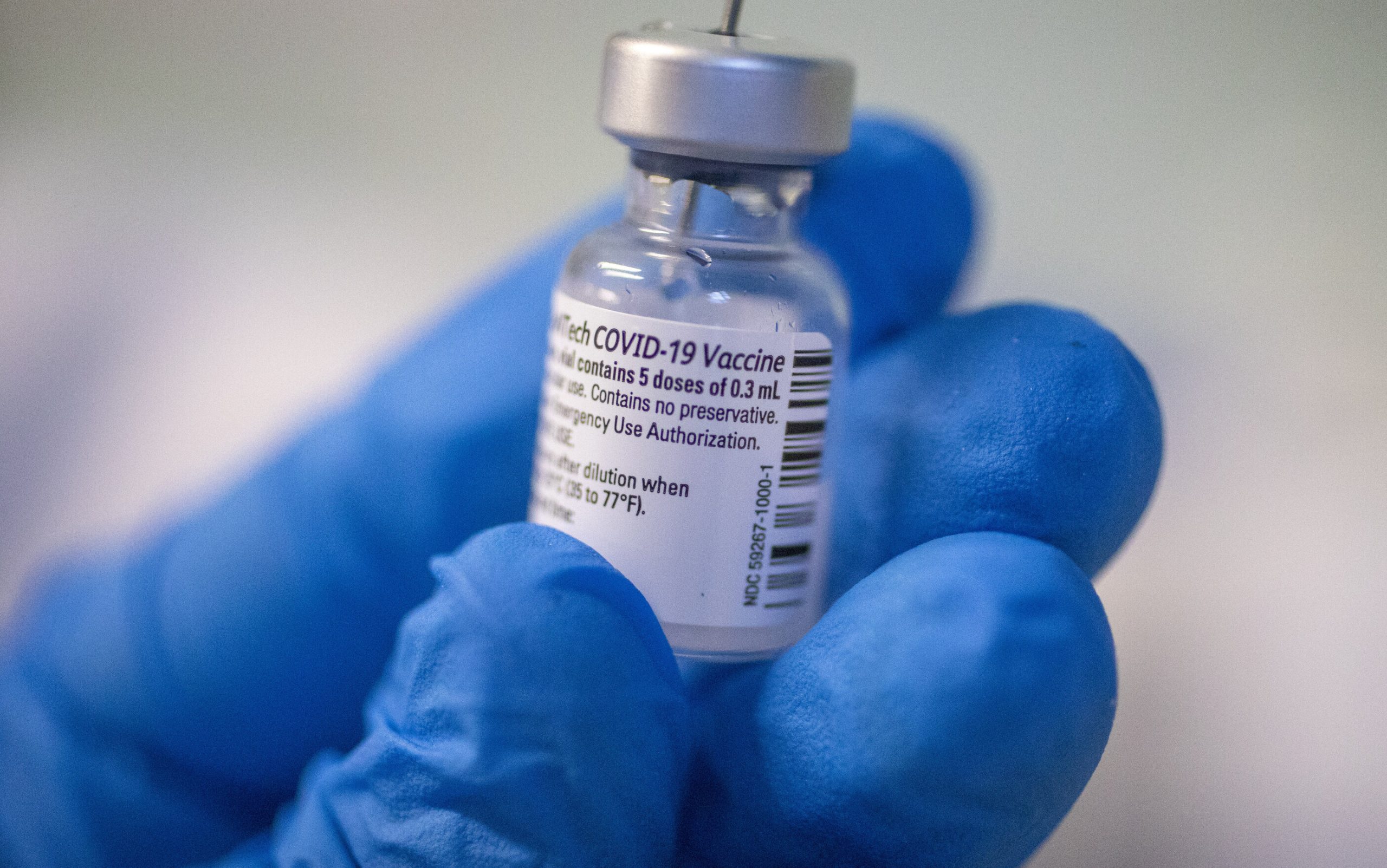 Cine refuză vaccinul anti-Covid, să piardă dreptul la tratament în secțiile ATI, cere un medic german