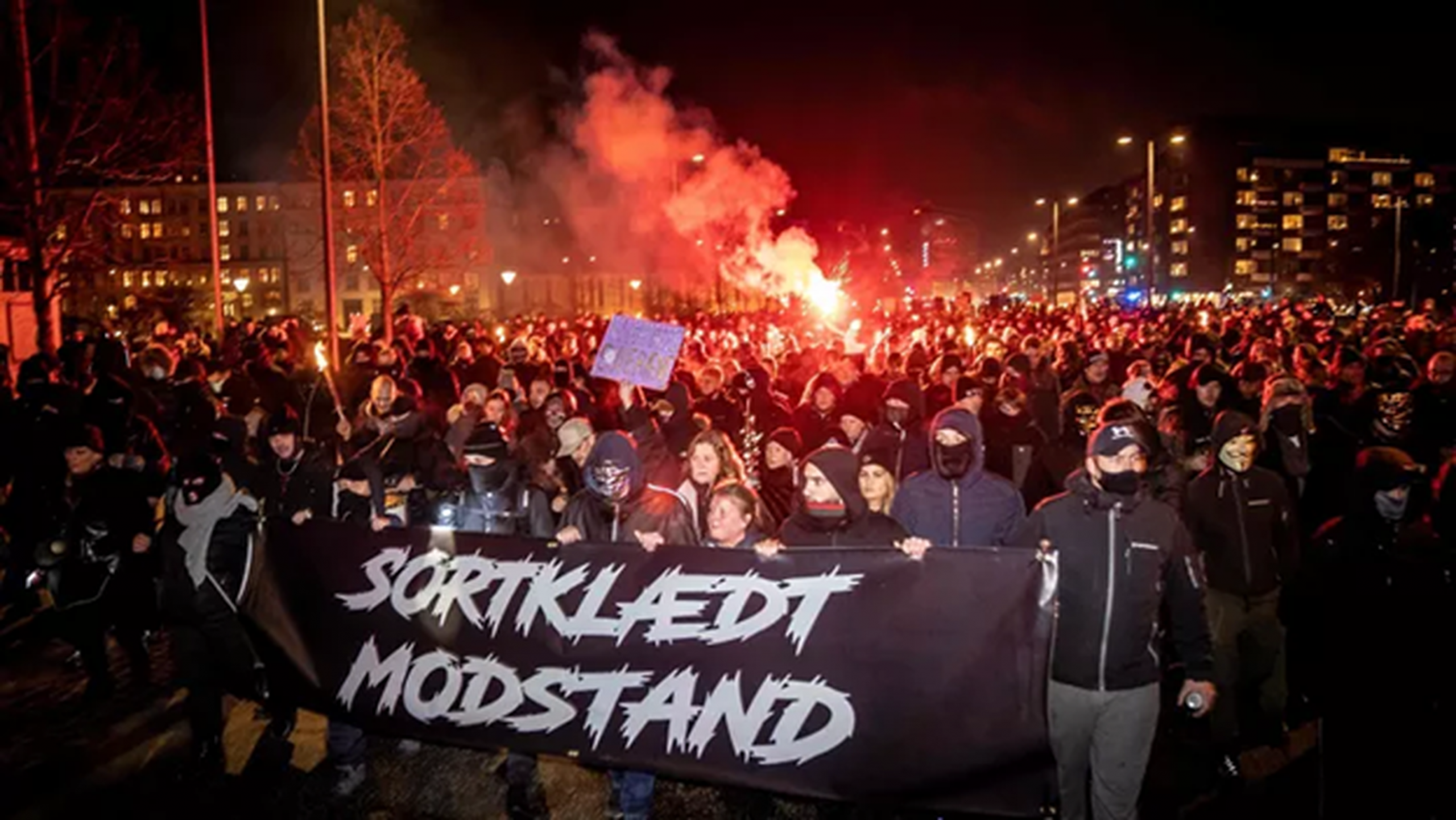 Danemerca| Protest violent împotriva restricțiilor Covid. „Ne-am săturat”