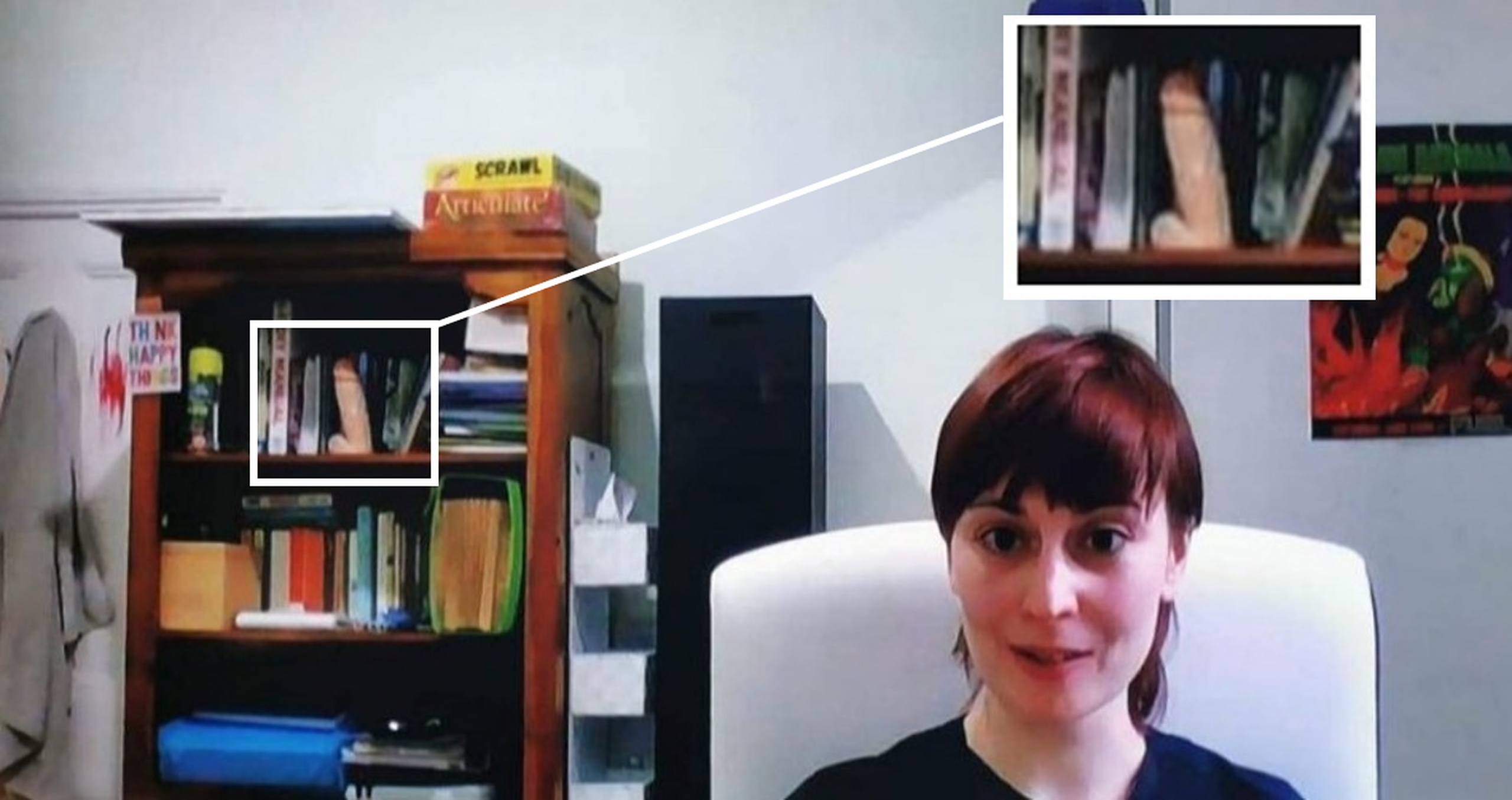 Bucuria videoconferințelor| Ce alte obiecte mai poți ține pe raftul cu cărți. Episodul „Jucării sexuale”