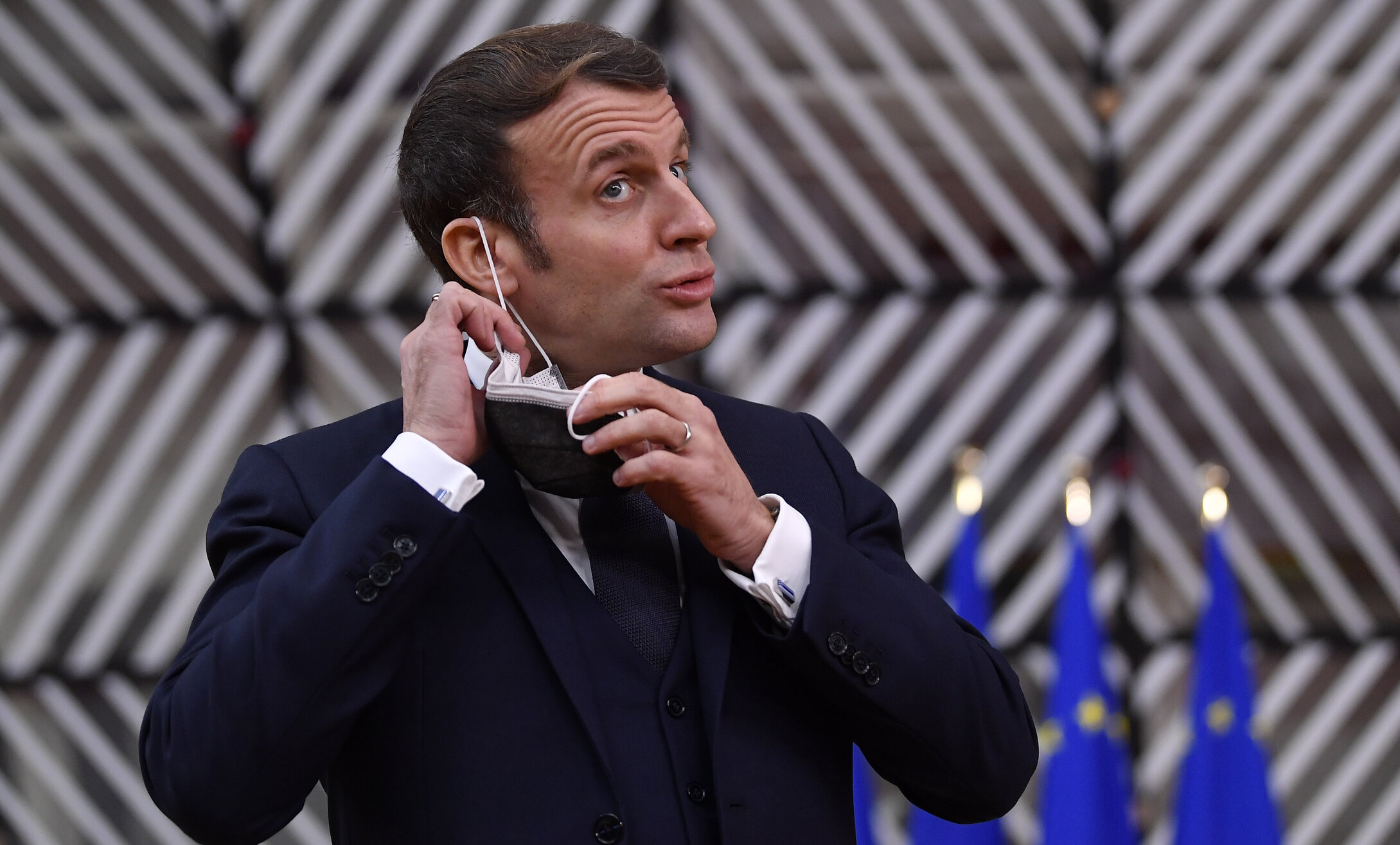 Emoție| Scrisoarea unei studente către Emmanuel Macron: „Am 19 ani și nu mai am vise”
