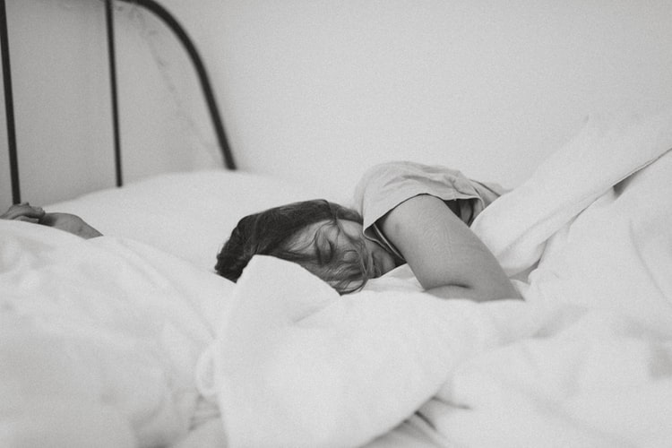 Studiu| Somnul de cinci minute de după-amiază poate îmbunătăți memoria și poate menține creierul agil