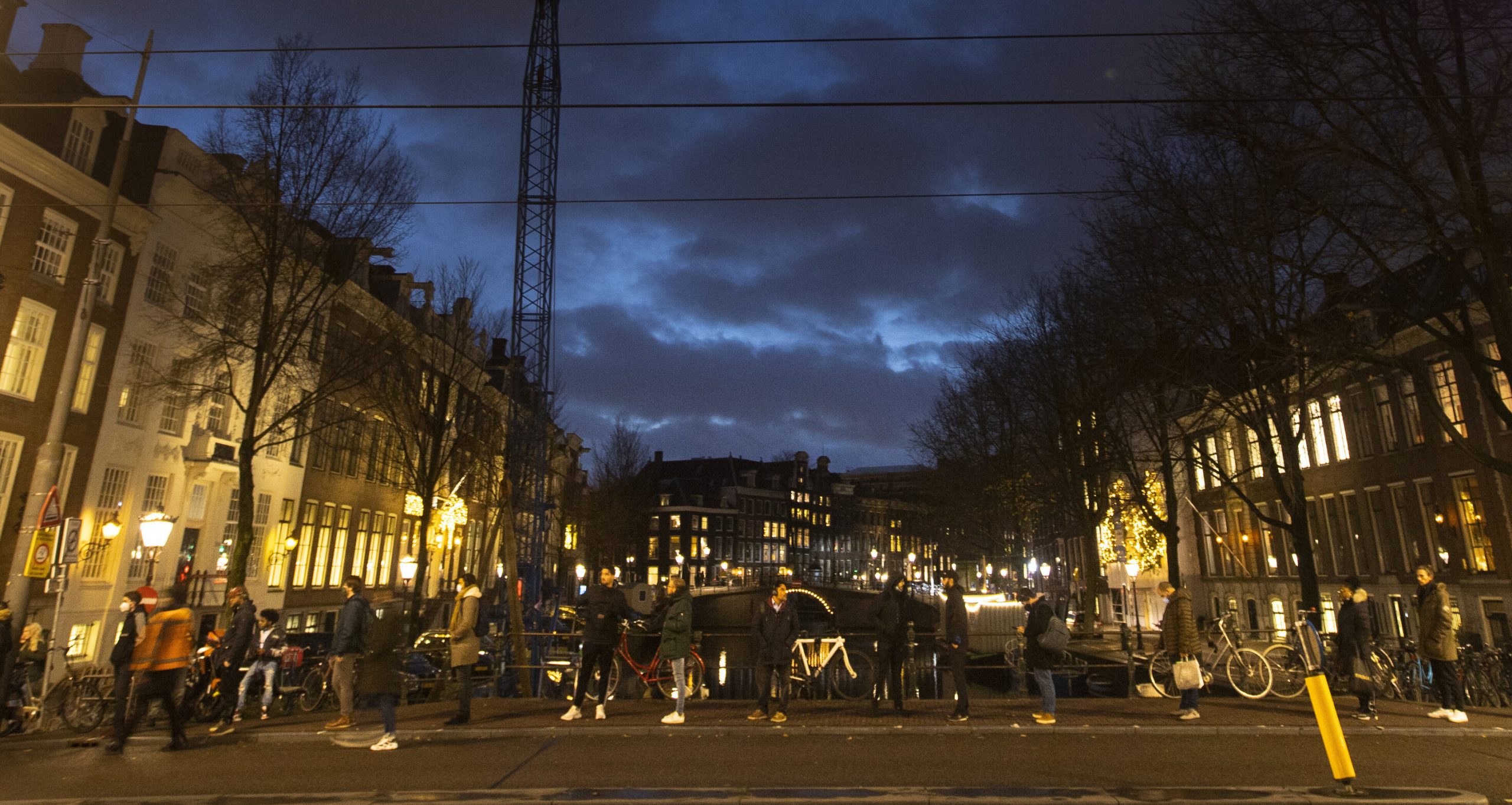 Olanda| Instanța decide că stingerea reprezintă „o încălcare profundă a dreptului la libertate”. Măsura rămâne în vigoare deocamdată