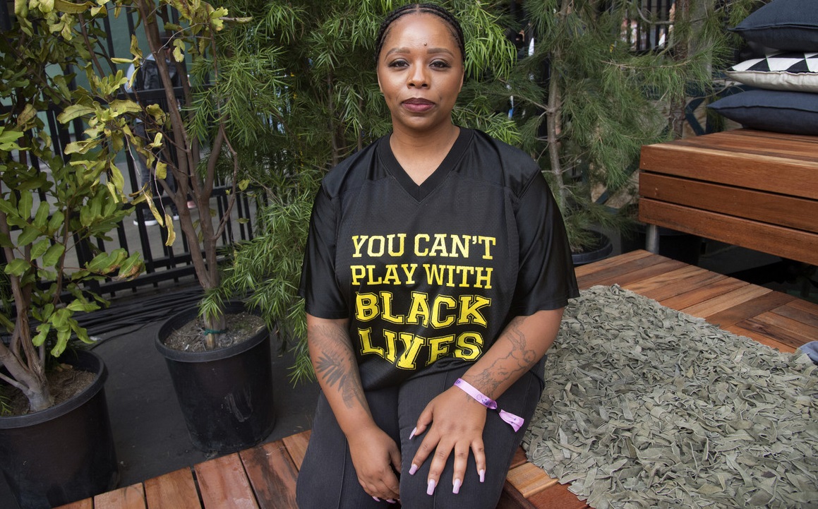 Cofondatoarea Black Lives Matter și-a cumpărat o casă de 1,4 milioane de dolari, într-un cartier locuit în mare parte de albi