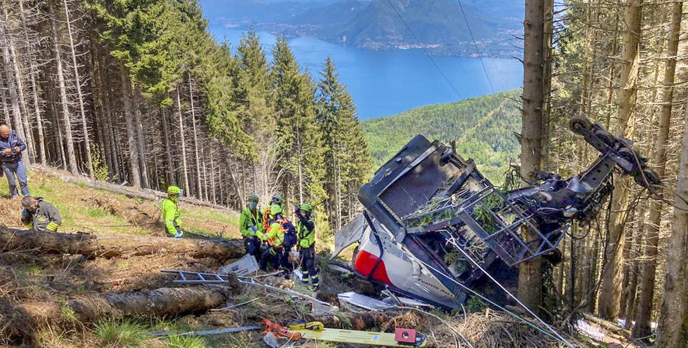 Italia| Trei persoane arestate după accidentul de telecabină soldat cu 14 victime. Sistemul de frânare de urgență fusese dezactivat