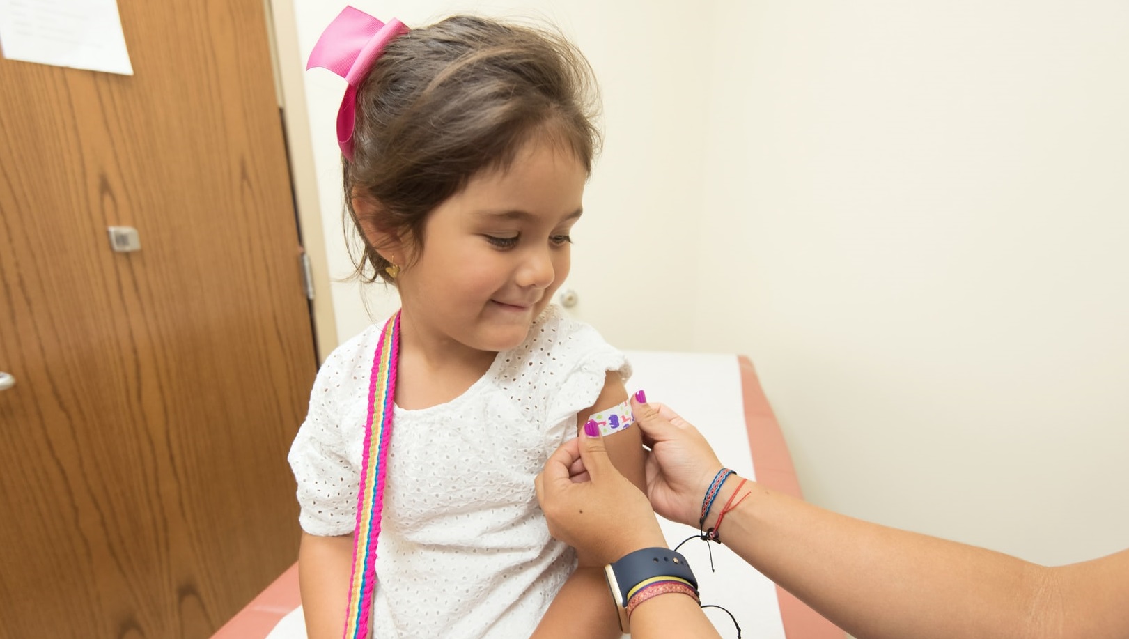 Covid-19| Rata de vindecare a copiilor este de 99,99%, dar autoritățile plănuiesc să le ofere vaccinul
