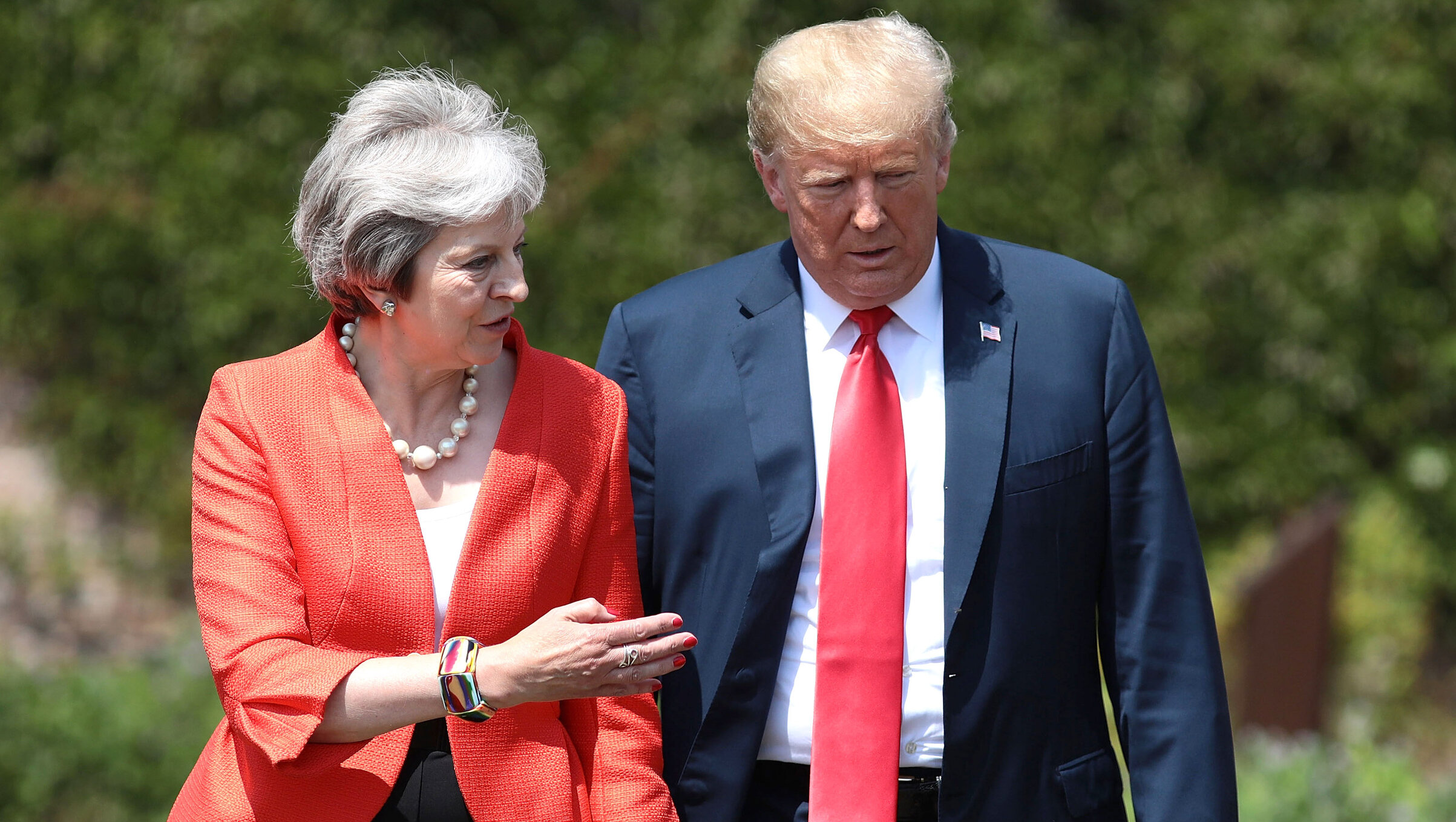 Trump ar plăti 100.000 de lire sterline numai să n-o mai audă pe Theresa May vorbind