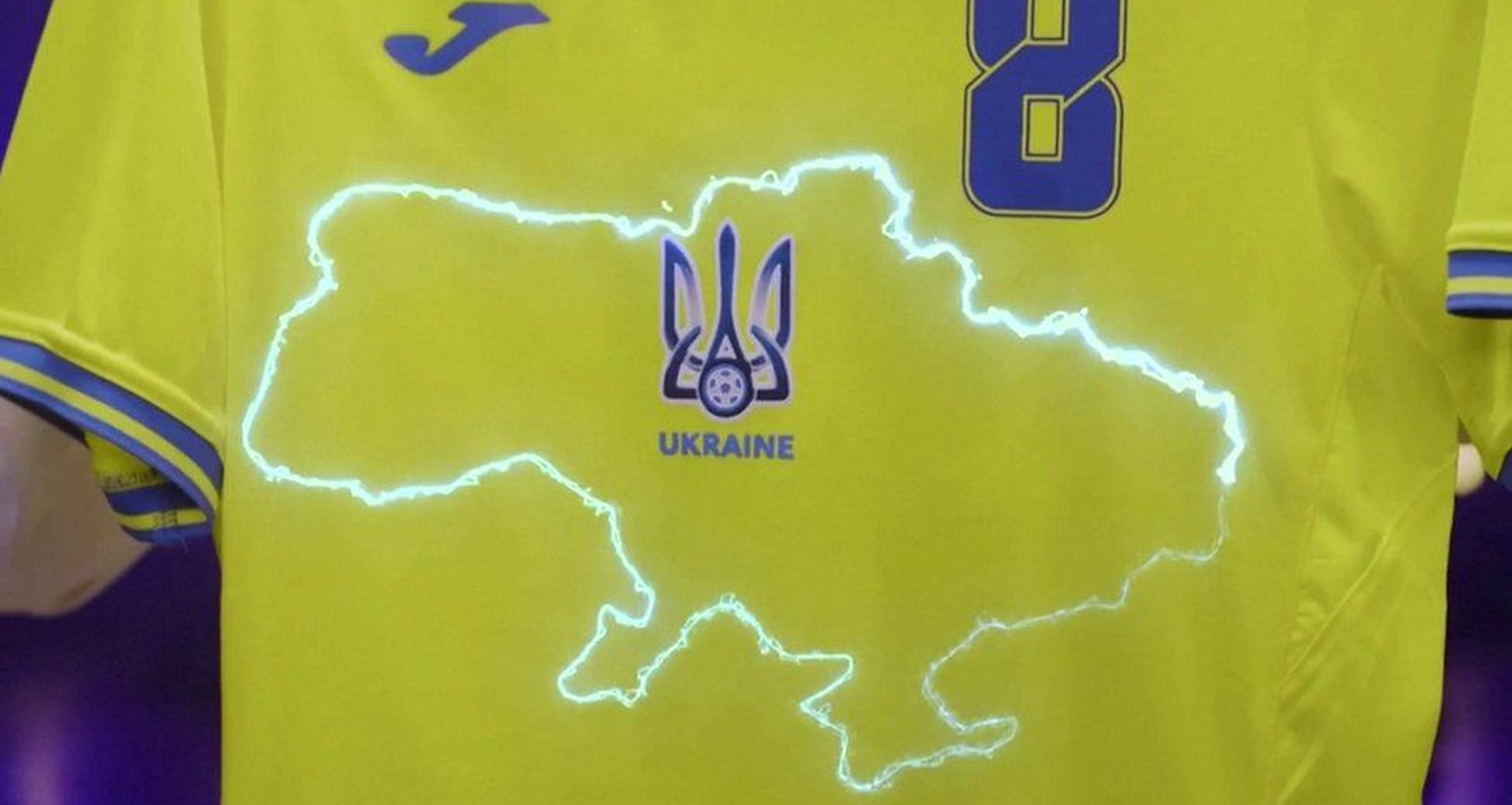 Euro 2020| Noul echipament al naționalei Ucrainei provoacă furia rușilor. Harta de pe tricouri include Crimeea