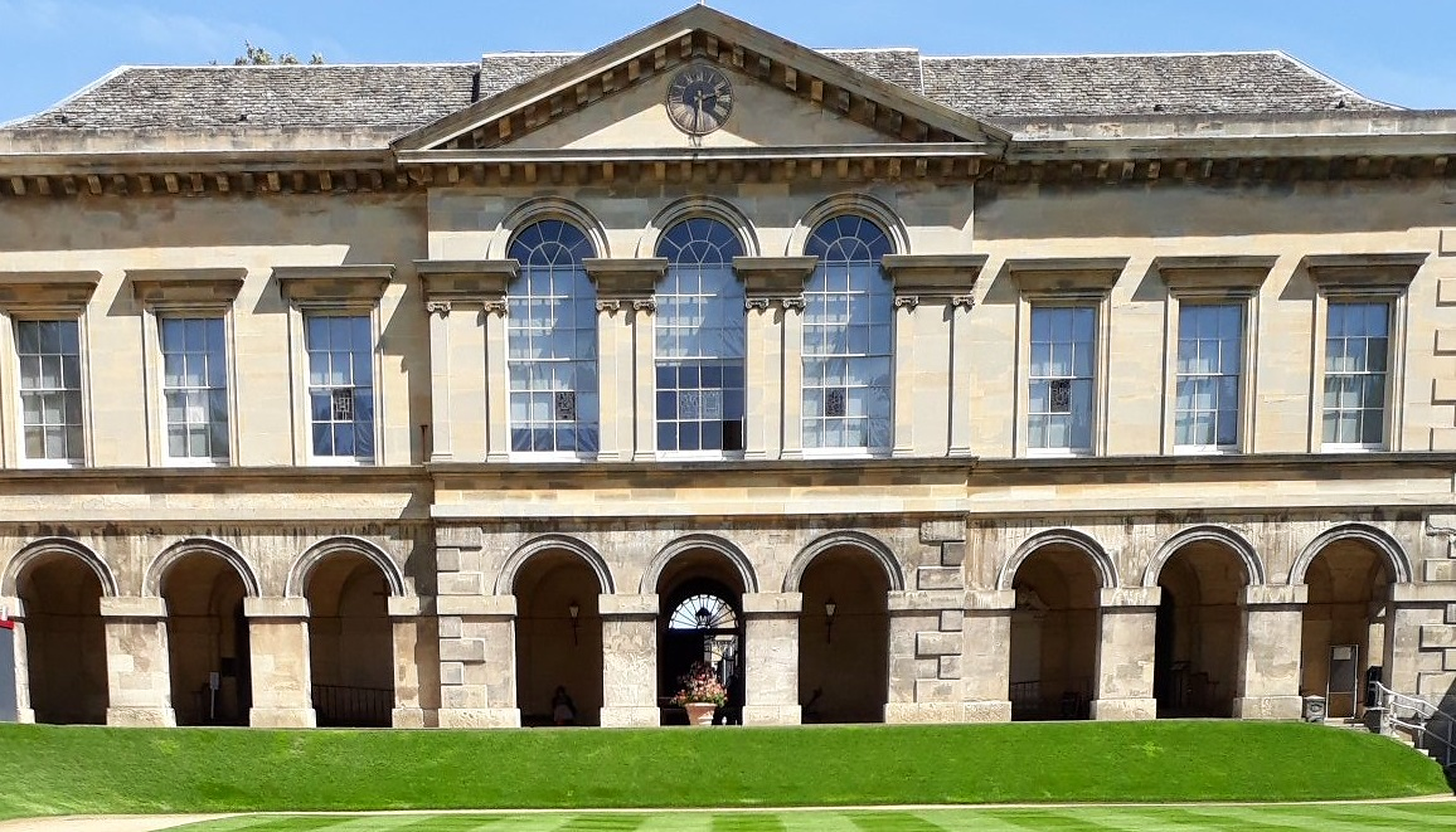 O universitate din Oxford își cere scuze pentru găzduirea unei conferințe creștine
