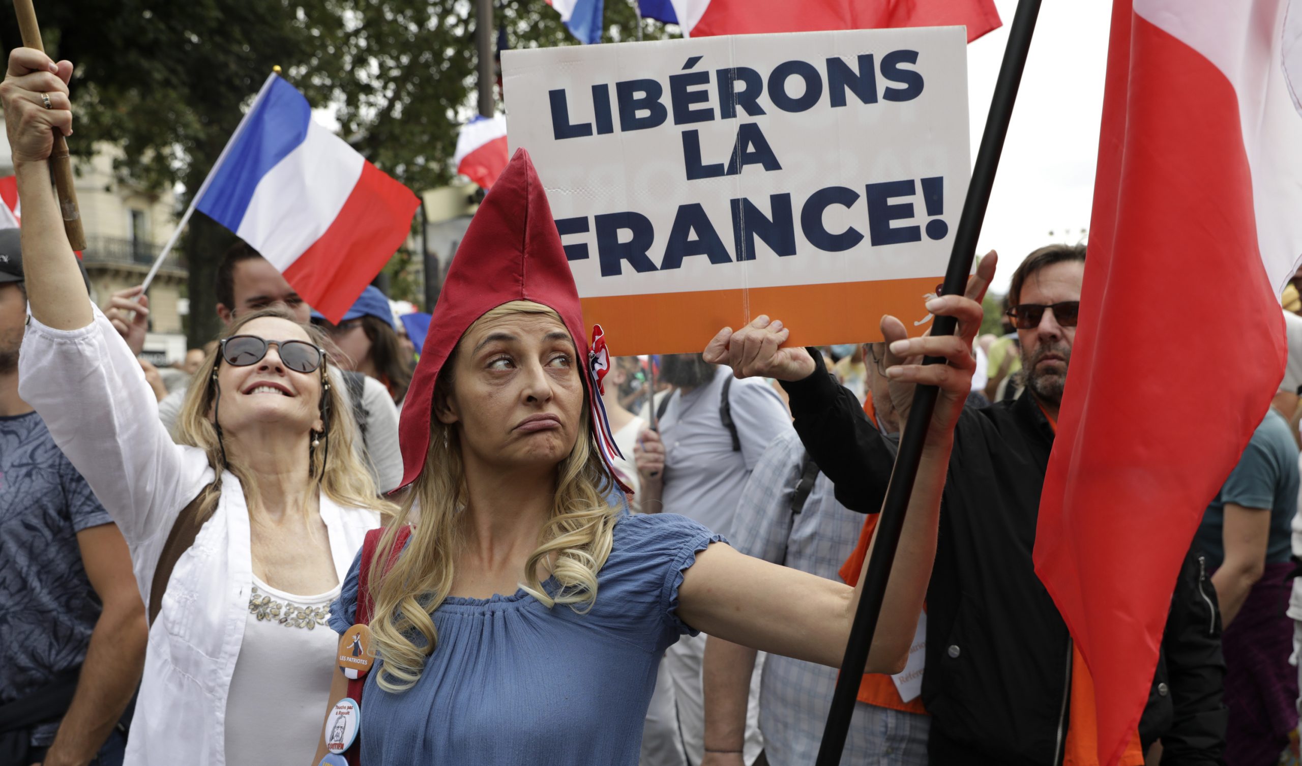 În Franța sunt formulate „mii de plângeri în instanță” privind gestionarea pandemiei, spune procurorul general