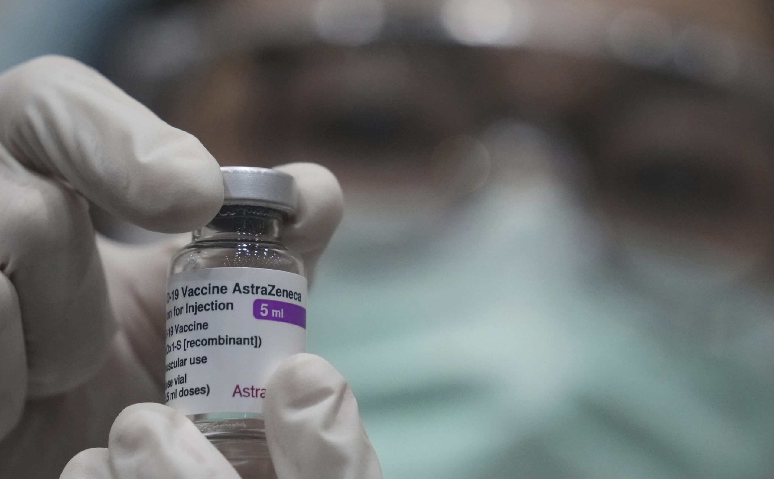 Dezvoltarea cheagurilor de sânge după vaccinarea cu AstraZeneca poate depinde de grupa sanguină a pacientului