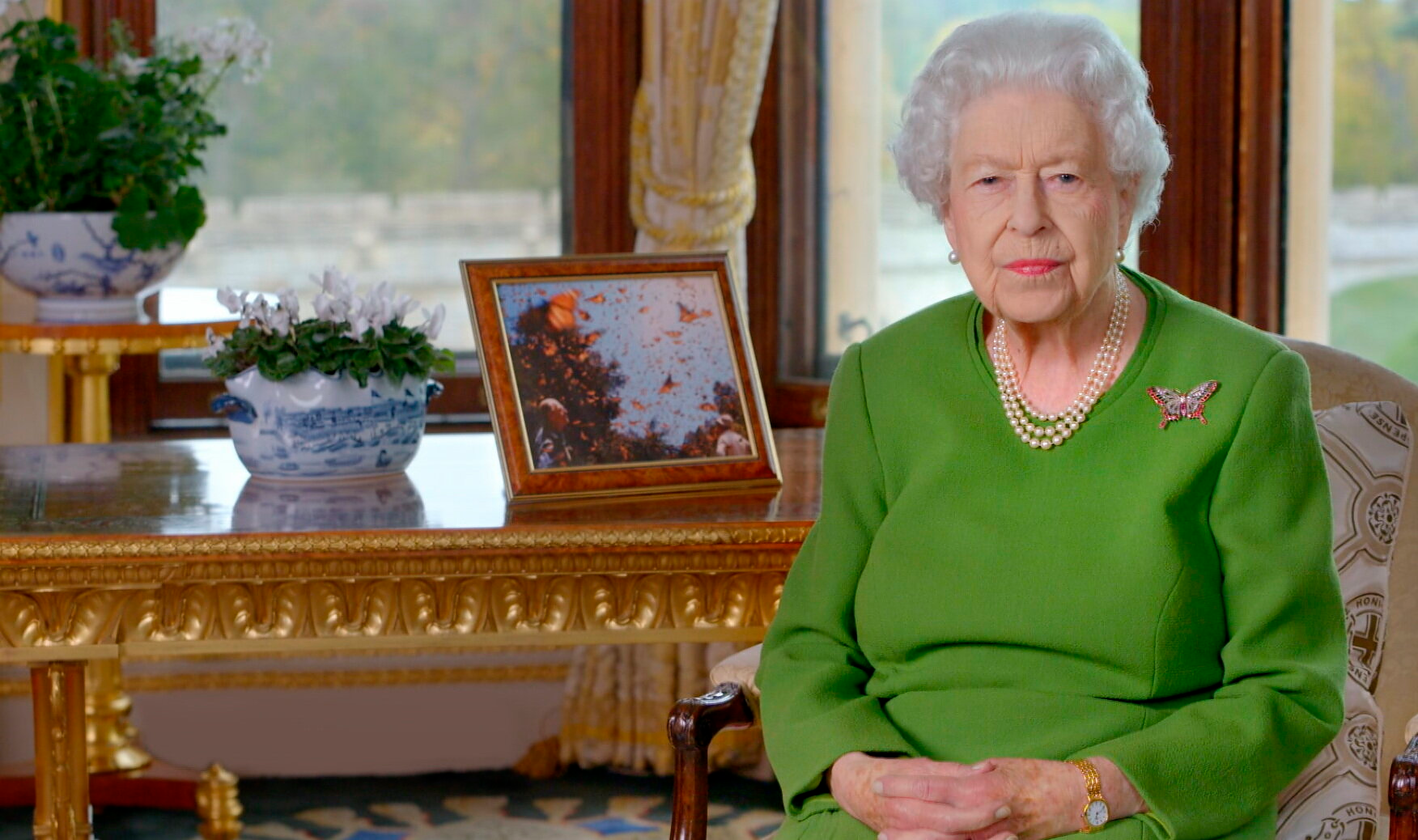 Regina Elisabeta a II-a își anulează prânzul de Crăciun din cauza variantei Omicron