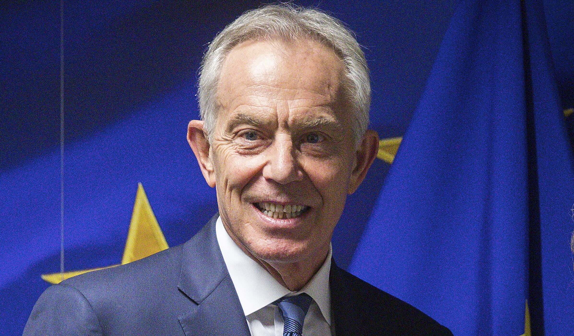 Tony Blair: „Dacă nu te-ai vaccinat până acum, ești un idiot. Îmi pare rău, chiar ești”