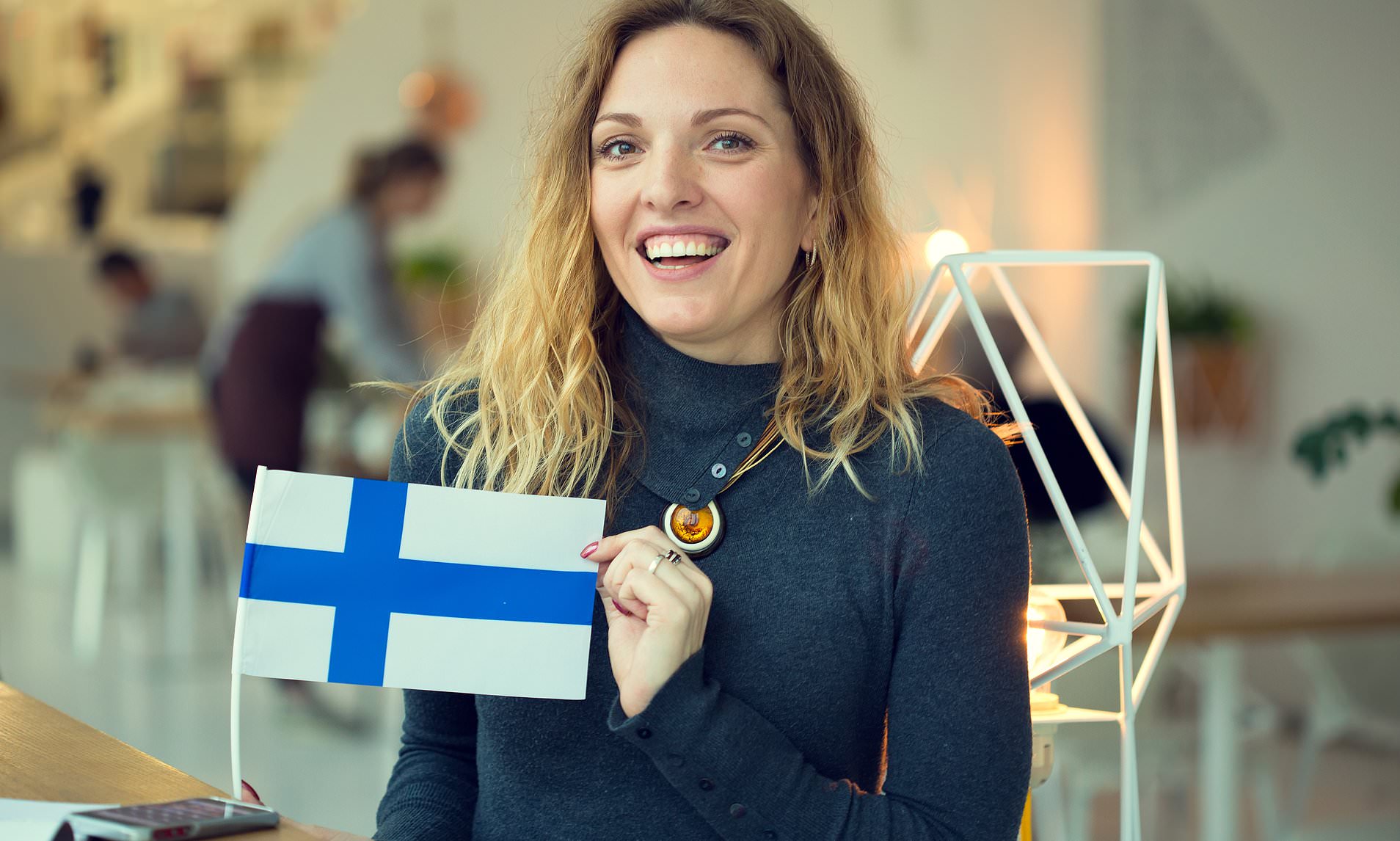 Finlanda oferă cursuri despre fericire. Peste 150.000 de oameni vor putea învăța și online