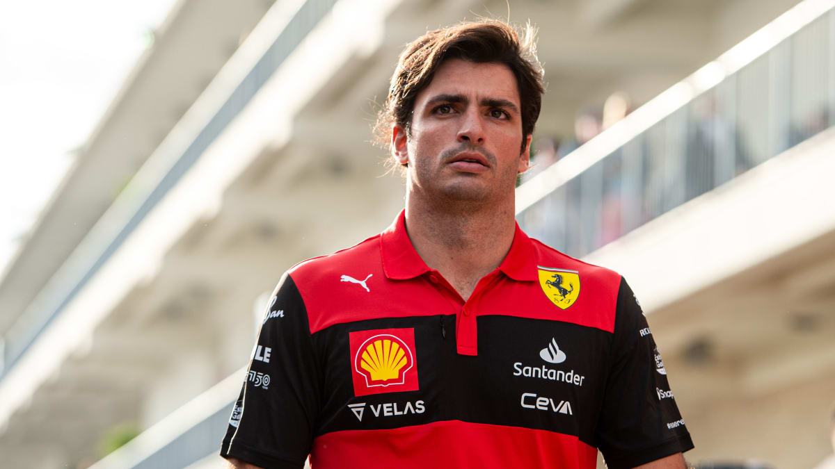 Carlos Sainz se reorientează după plecarea de la Ferrari și se apucă de gătit clătite pe Tiktok