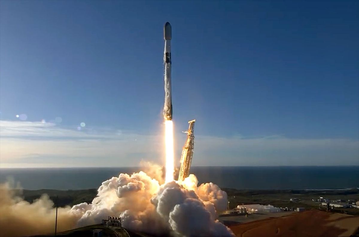 Nava spațială a SpaceX și-a încheiat aproape întregul zbor de testare după ce a decolat într-o lansare reușită